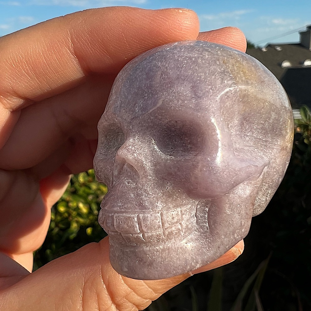 SKULL LOVERS - Sparkling Pink Amethyst Skull